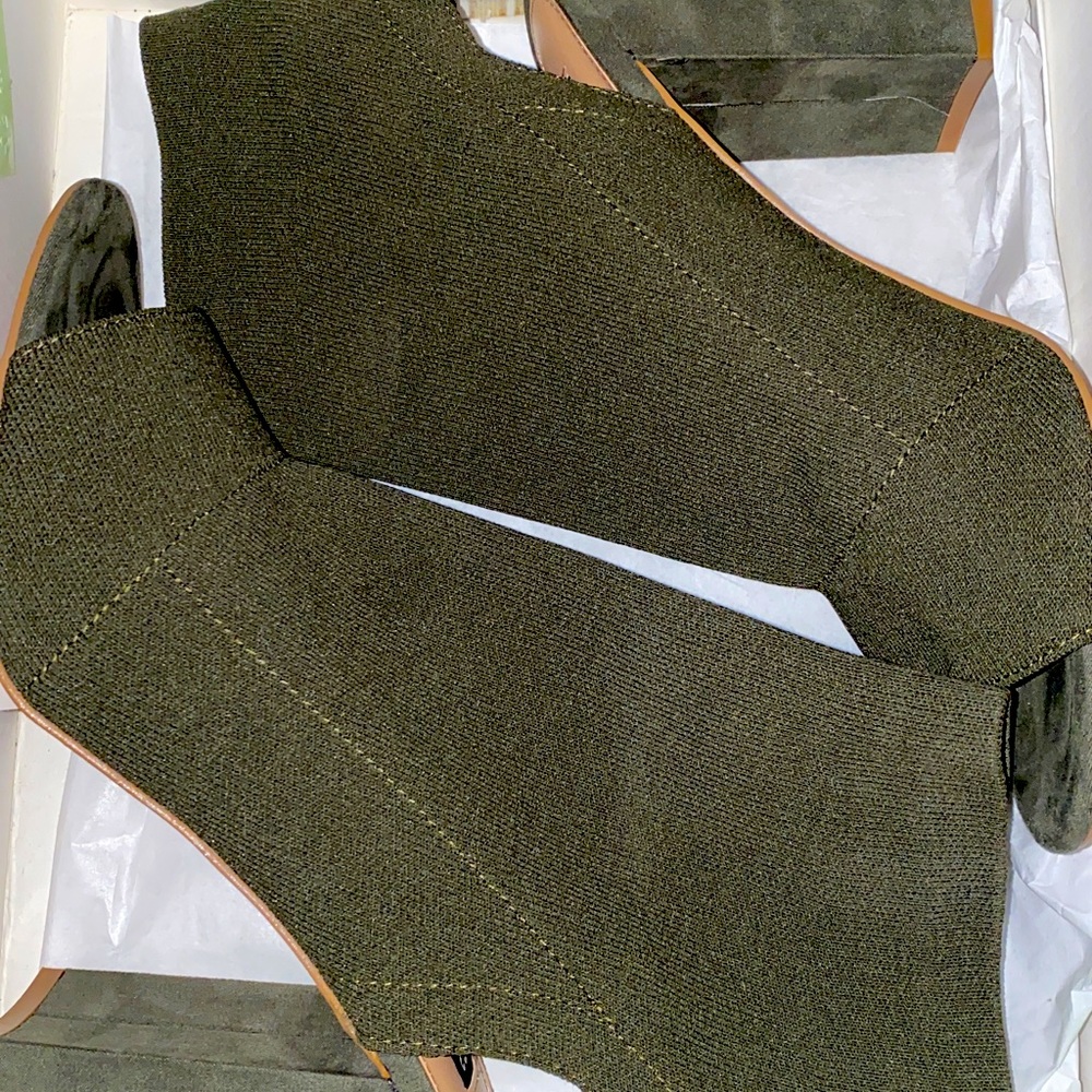 Brand new peek a boo booties